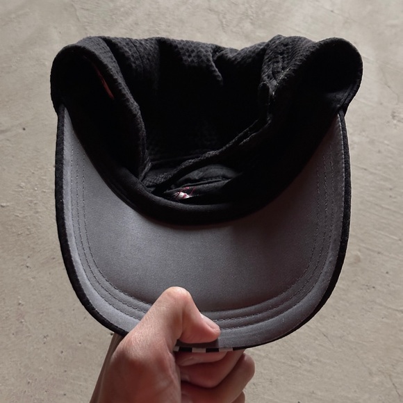 adidas black and pink striped hat - Picture 2 of 3